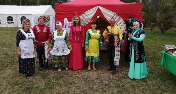 Члены Пензенской организации татарских женщин “Ак калфак” приняли участие в фестивале “ДаншиноFest”