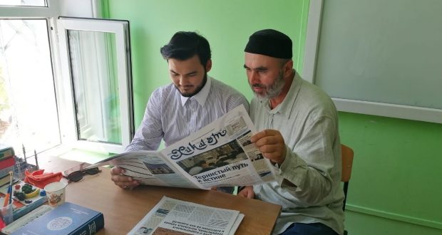 Представители Тюменского муфтията посетили соборную мечеть города Севастополь и ханский дворец в Бахчисарае