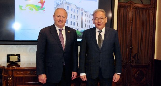 В Москве обсудили вопросы сотрудничества Татарстана с Якутией