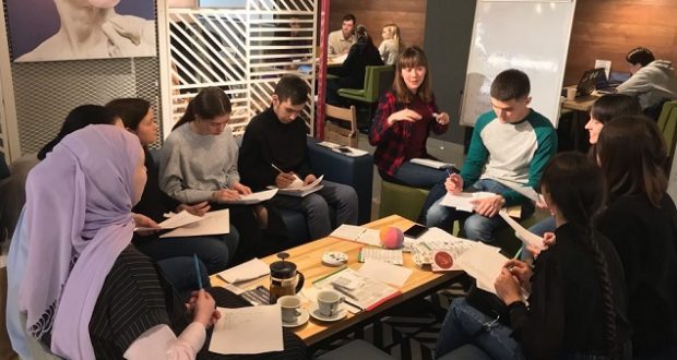 Татарская молодежь Екатеринбурга вновь запускает курсы татарского разговорного языка