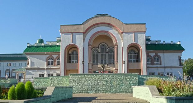 НУР Уфимский гос татарский театр в Уфе