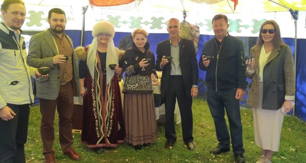 В Сысертском районе Свердловской области состоялся фестиваль,  посвященный 100-летию ТАССР «Шире круг»