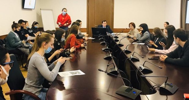 Бөтендөнья татар конгрессында студентлар очрашуы узды