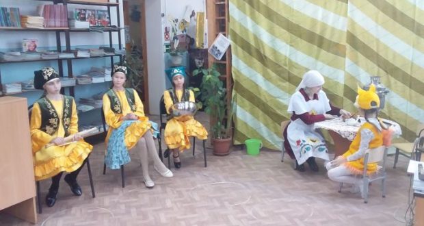 В библиотеке Болгара провели занятие, посвященное татарскому фольклору