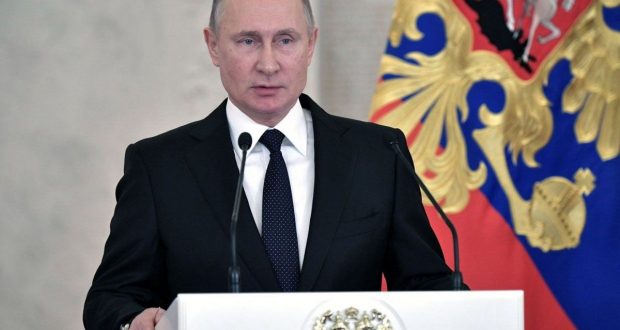Владимир Путин татарстанлыларга дәүләт бүләкләрен тапшыру турындагы указны имзалады