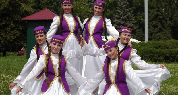 Татарский танцевальный ансамбль «Сәйлән»