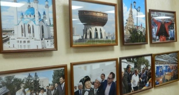 В Уральске открылась выставка татарского фотографа