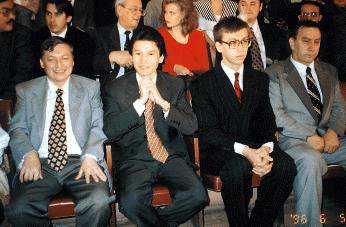 Матч с Карповым, 1996. Анатолий Карпов, Кирсан Илюмжинов, Камские (слева направо)