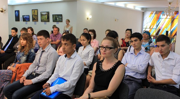 Казахстанские студенты будут обучаться в ведущем вузе Татарстана на бюджетной основе
