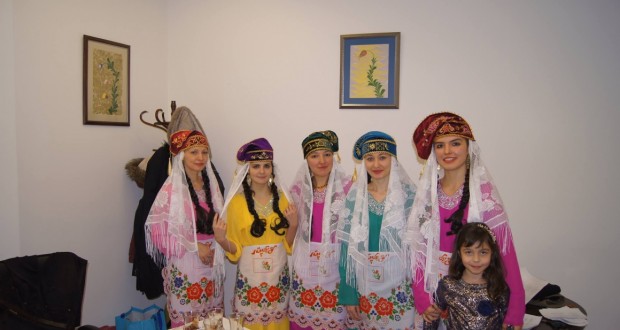 Татары Франции познакомили французов с татарской культурой