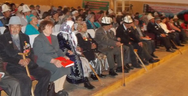 In Karakol  presentation of the book ” Glory of  the  Victory”  took place
