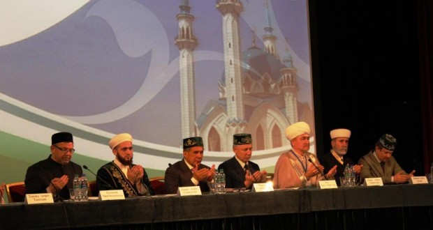 Rustam Minnikhanov addressed the VI All-Russian Forum of Tatar religious leaders in Kazan