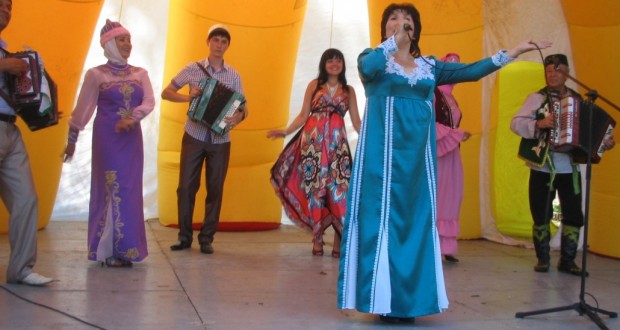 Фестиваль татарского национального искусства в Тюмени