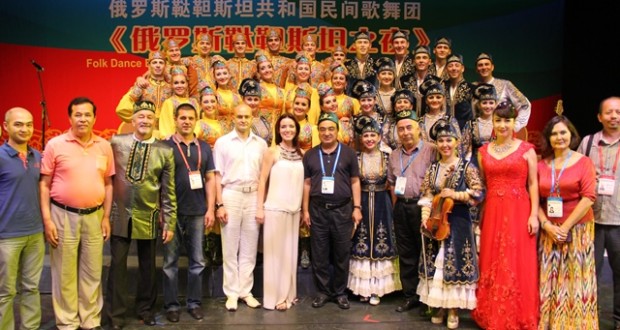 Ансамбль фольклорной музыки вернулся из Китая