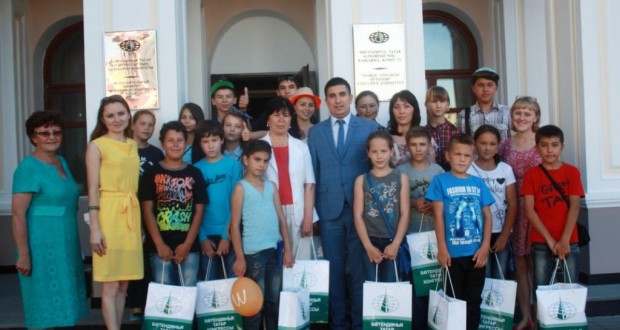 Кыргызстан республикасыннан килгән татар балалары белән очрашу узды