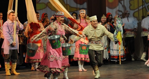 Камышлинские артисты примут участие в традиционном губернском фестивале «Рожденные в сердце России»