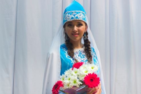 The beauty from Nizhnekamsk goes to Chelyabinsk for “Tatar kyzy – 2015”