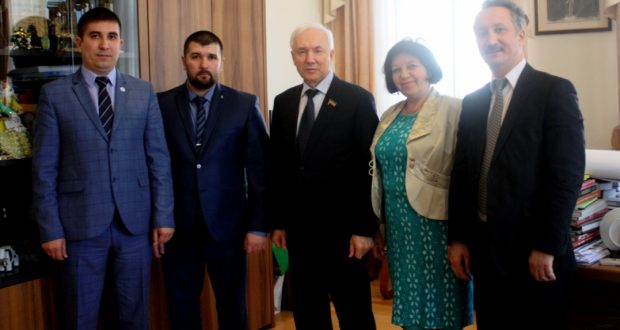 Rinat Zakirov met with the delegation of the Sakhalin Tatars