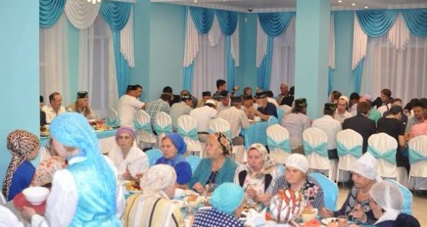 В Красном Селе впервые прошел ифтар от имени Республики Татарстан