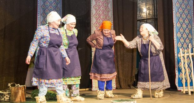 Сибирскотатарские частушки, дробушки и мунаджаты на фестивале в Тюмени