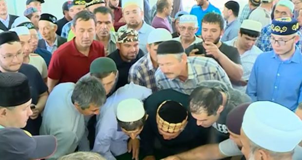 On the Feast of the Breaking Fast, the Muslims of Tyumen were shown the hair of the Prophet Muhammad