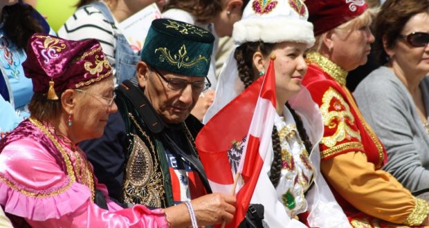 Татары Европы празднуют Сабантуй на литовской земле