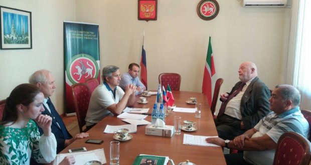 Председатель Национального Совета встретился с руководством Татарского центра Ташкента