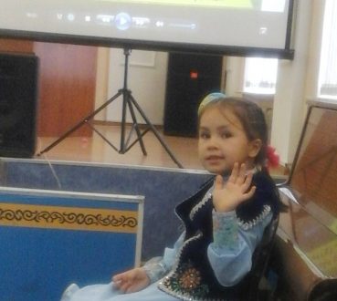 Семилетняя Суфия из Кокшетау удивила всех на конкурсе “Мисс татарочка”