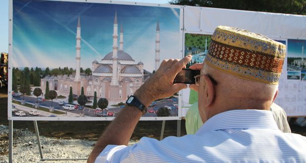 Соборная мечеть Крыма примет первых прихожан весной 2019 года