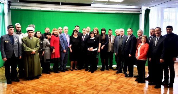 Василь Шайхразиев встретился с руководителями татарских организаций Сибирского федерального округа