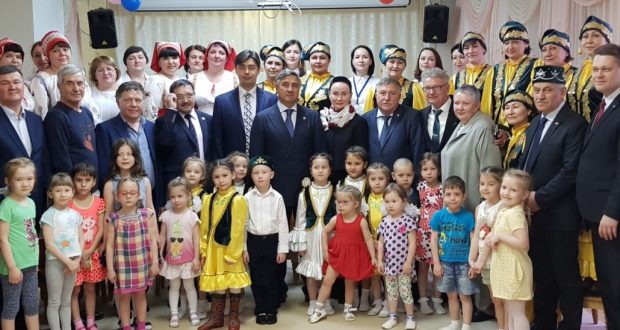 Василь Шайхразиев посетил детский сад «Росинка» г.Нижневартовска