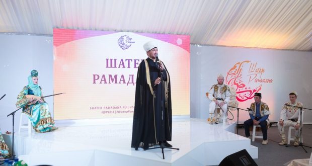 Торжественное открытие Шатра Рамадана рядом с мечетью Шухада в Москве