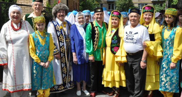 В Киеве Сабантуй начался с исполнения гимна Украины на татарском языке