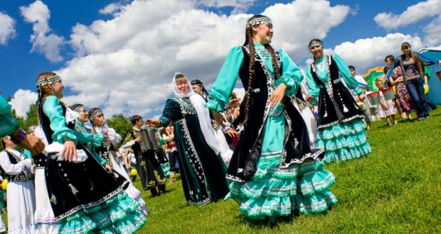 Татары приглашают: в Костроме пройдет национальный праздник Сабантуй
