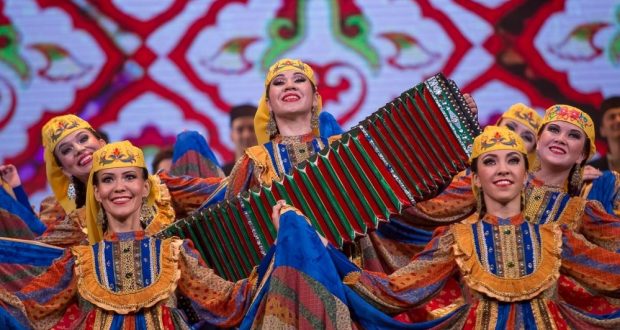 By what surprised the cultural landing from Tatarstan residents of Belarus?