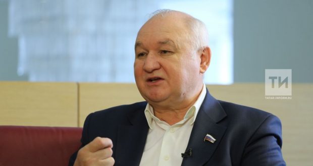Гильмутдинов: Президентский совет не будет обсуждать языковой вопрос 13 июля