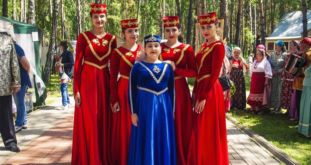 Сибирские татары приняли участие на международном фестивале
