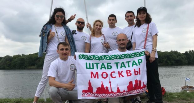 «Штаб» татар на московском юбилейном Сабантуе почтил память его первых организаторов
