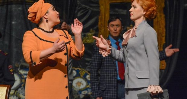 “Нур” театры сезонын мәрхүм Гафур Каюмов спектакле белән ача