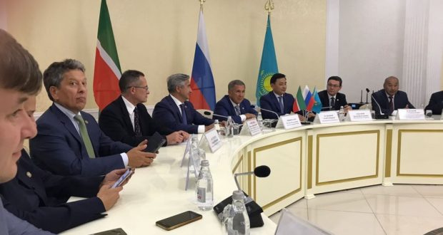 Rustam Minnikhanov met with the Tatars of Kazakhstan