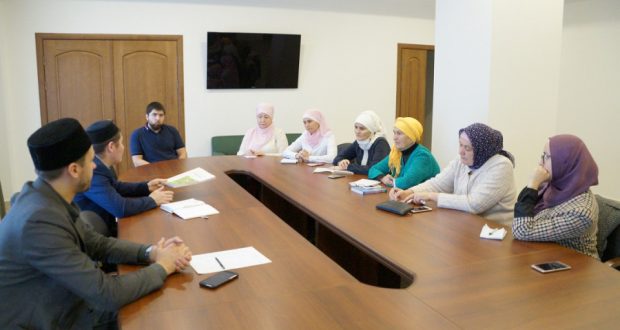 В муфтияте РТ состоялось собрание преподавателей курсов татарского языка