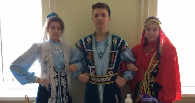 Донские школьники узнали о татарской и башкирской культуре