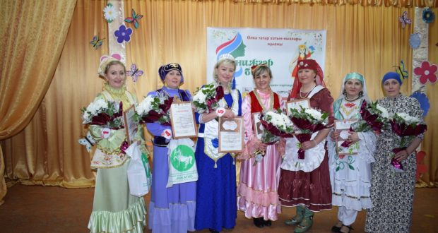 В Нижегородской области прошли сход татарских женщин и конкурс «Нижгарбикә»