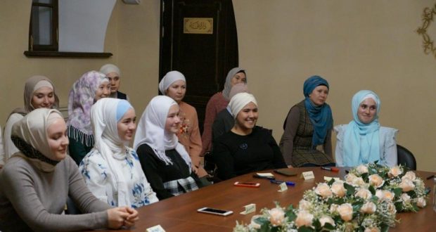In Kazan, the first meeting of the women’s project “Yash Kilen”  takes place