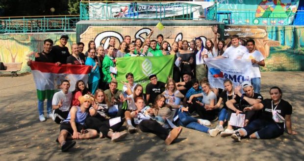 Участники слета «Я гражданин России» в Краснодарском крае познакомились с традициями татарского народа