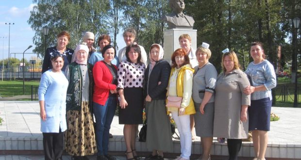 Татарские женщины организации “Ак калфак” Нижегородской области собрались за круглым столом