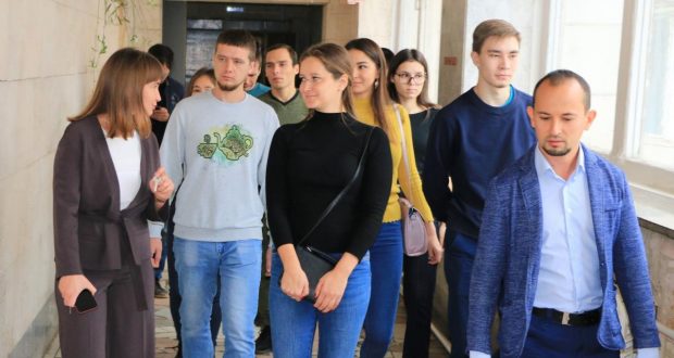 Активисты “Союза татарской молодёжи” Удмуртии познакомились с основателем первого татарского музея в республике