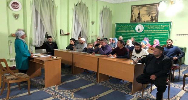 Количество записавшихся на курсы татарского языка в мечетях республики превысило 300 человек