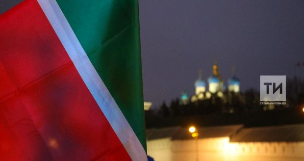 Татарстан Президенты ТАССРның 100 еллыгы уңаеннан чыгарылган медальне раслады