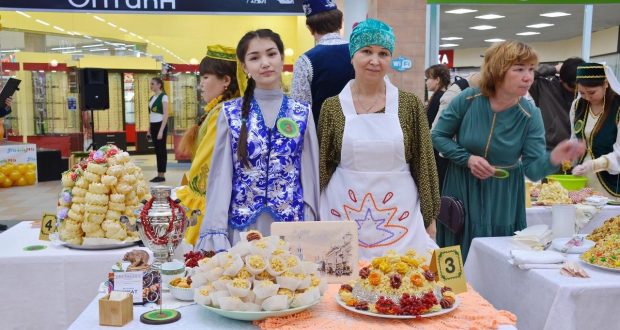 В Тюмени прошел конкурс-выставка национального блюда